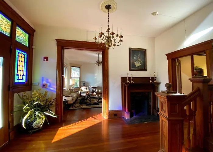 Large Historical For Groups Walk To Downtown! * Pensacola