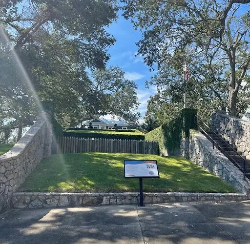 Large Historical For Groups Walk To Downtown! *